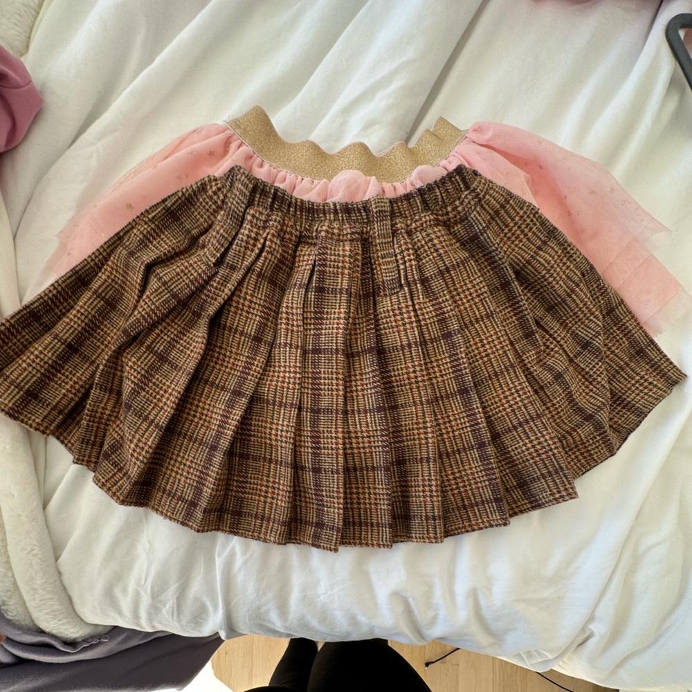Set 2  Skirt for girls 6-7 years